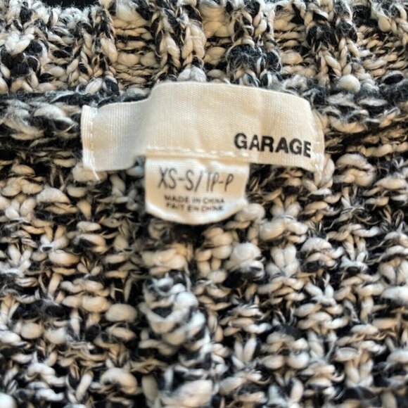 Garage Women’s Oversized Cardigan Non-closure Sweater Size XS in Black And White - Picture 10 of 10